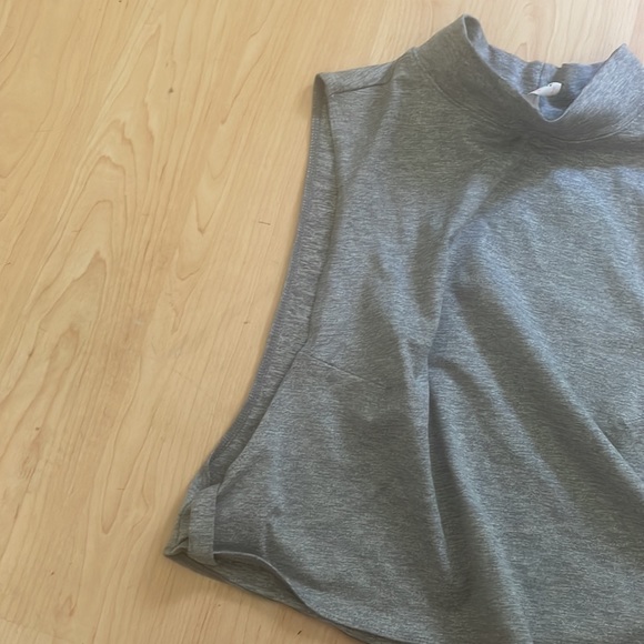 Free people movement sleeveless top medium - Picture 3 of 4